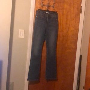 Women stonewashed jeans